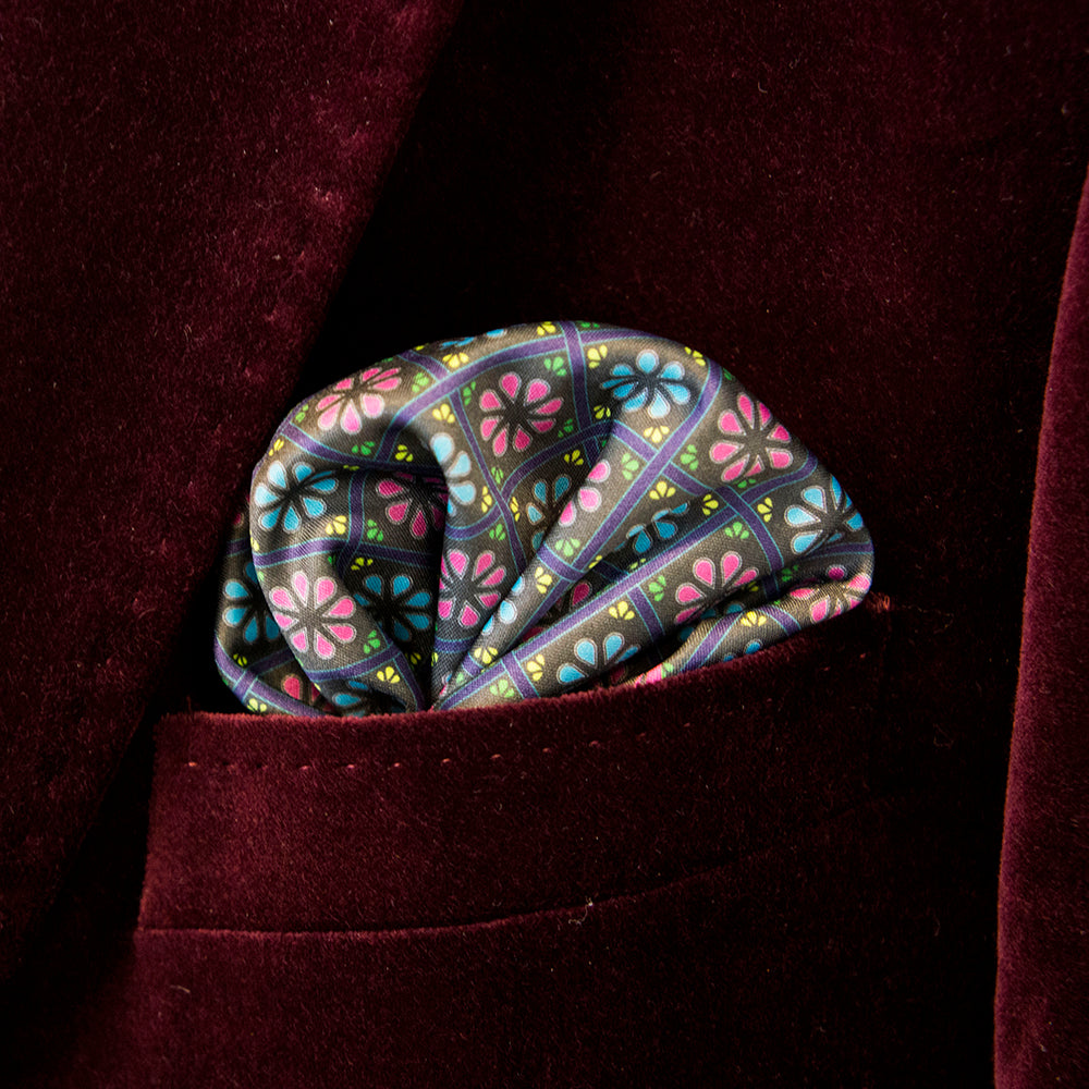Smashing FatCloth Heston Black pocket square puff fold in festive red suede pocket