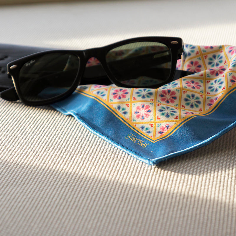 FatCloth Heston White microfiber pocket square is perfect for wiping sunglasses