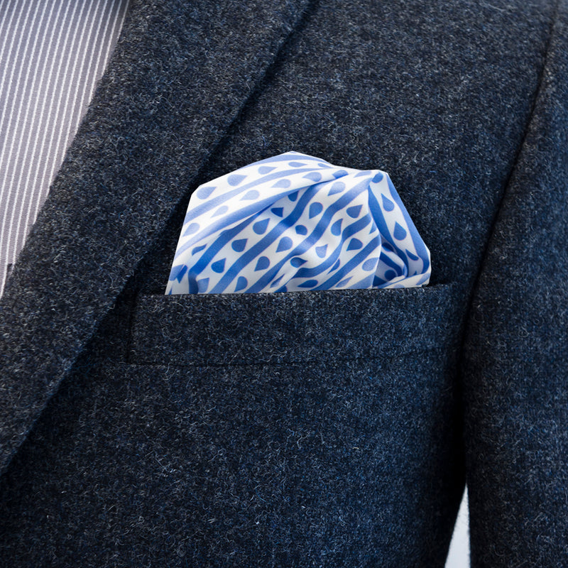 FatCloth Vincent pocket square’s classic colours and simple graphic design will work great in any pocket you choose